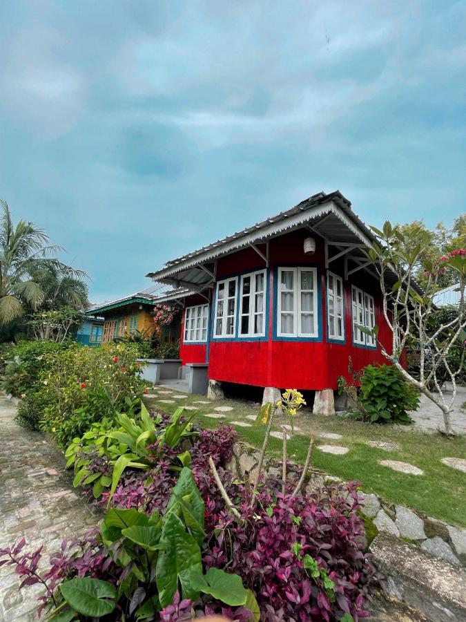 Rock And Wreck Dive Resort Tanjungbinga Экстерьер фото